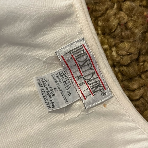 1980’s Lindsey Blake nightgown and robe set - Picture 15 of 15